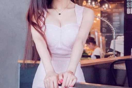 霍震霆全程没鼓掌张敬轩突然病退英皇演唱会彻底翻车 霍震霆全程没鼓掌张敬轩突然病退英皇演唱会彻底翻车